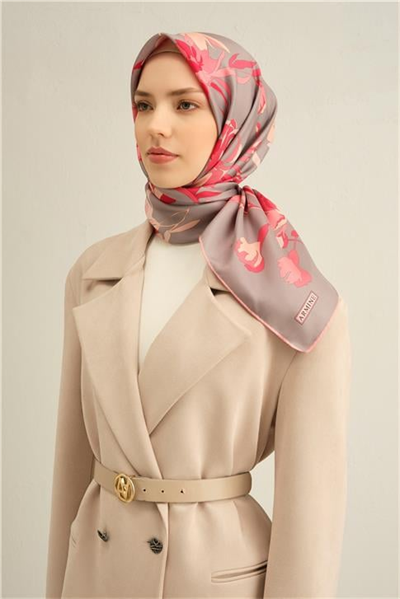 Armine Klasik Desenli İpek Sura Eşarp 9342 33