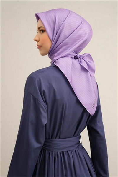 Armine Klasik Desenli Saf İpek Sura Eşarp 9348D 05