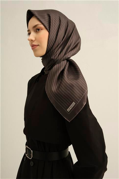 Armine Klasik Desenli Saf İpek Sura Eşarp 9348D 03