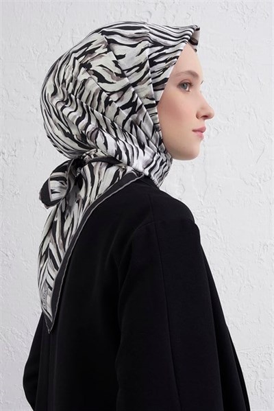 Armine Klasik Desenli Saf İpek Twill Eşarp 9435D 09