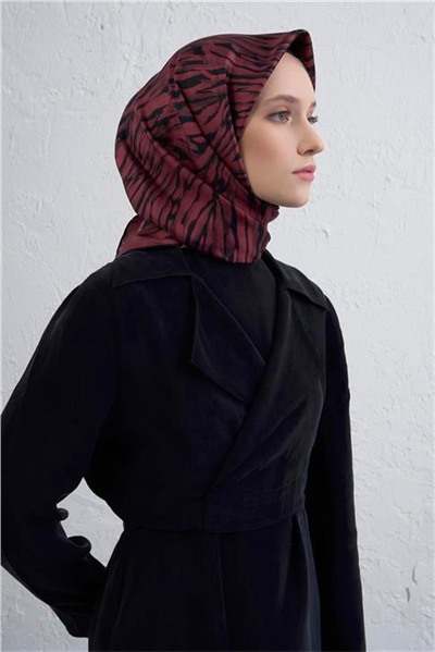 Armine Klasik Desenli Saf İpek Twill Eşarp 9435D 44