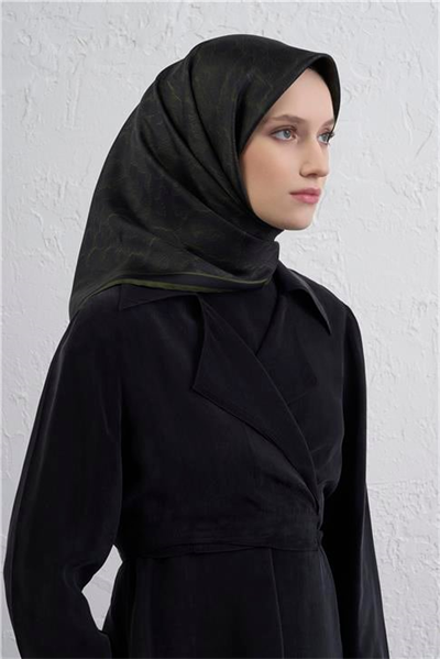 Armine Klasik Desenli Saf İpek Twill Eşarp 9408D 50
