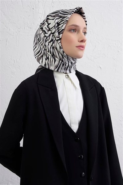 Armine Klasik Desenli Saf İpek Twill Eşarp 9435D 09