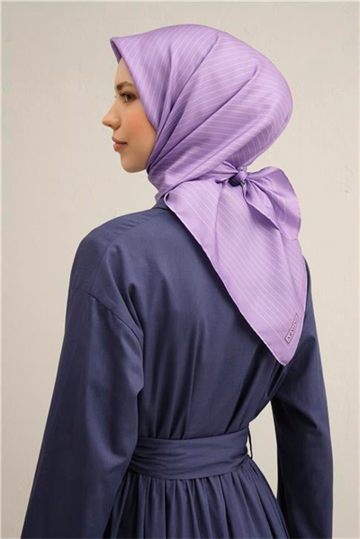Armine Klasik Desenli Saf İpek Twill Eşarp 9348D 05