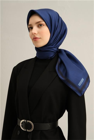 Armine Klasik Desenli Saf İpek Twill Eşarp 9356D 52