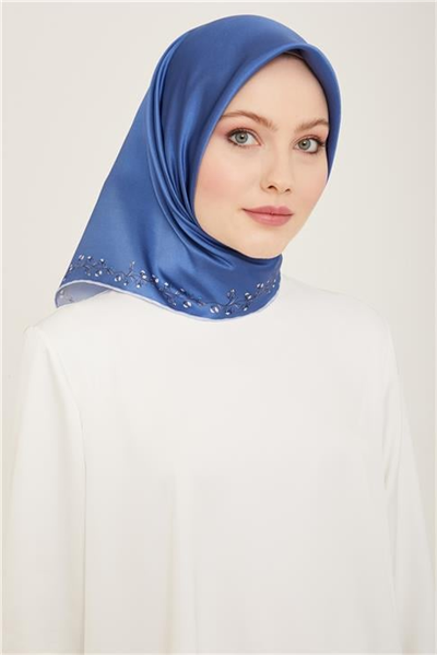 Armine Klasik Desenli Sura İpek Eşarp 24Ya9152 43 38