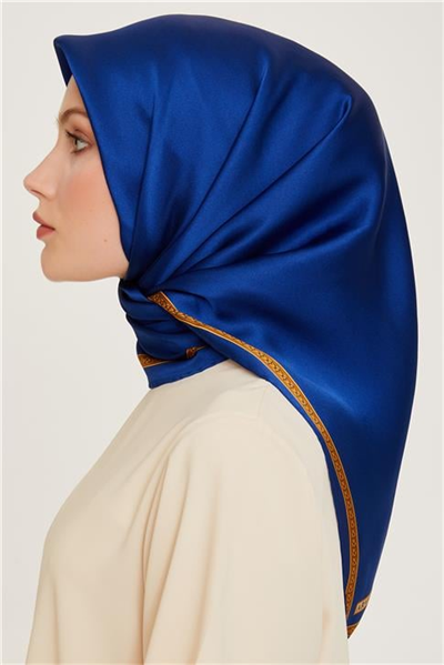 Armine Klasik Desenli Sura Saf İpek Eşarp 9261D 07 55
