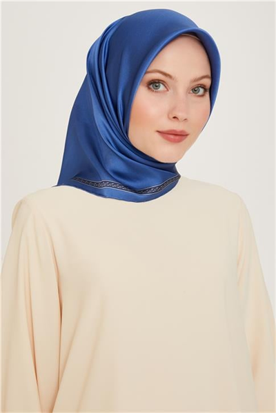 Armine Klasik Desenli Sura Saf İpek Eşarp 9261D 07 36