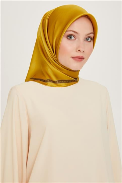 Armine Klasik Desenli Sura Saf İpek Eşarp 9261D 07 39