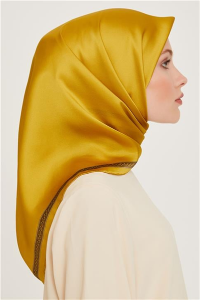 Armine Klasik Desenli Sura Saf İpek Eşarp 9261D 07 39