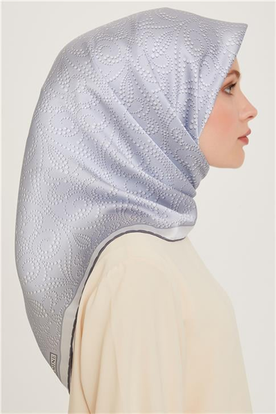 Armine Klasik Desenli Sura Saf İpek Eşarp 9246D 05