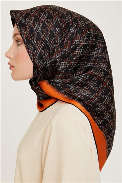 Armine Klasik Desenli Sura Saf İpek Eşarp 9239D 80
