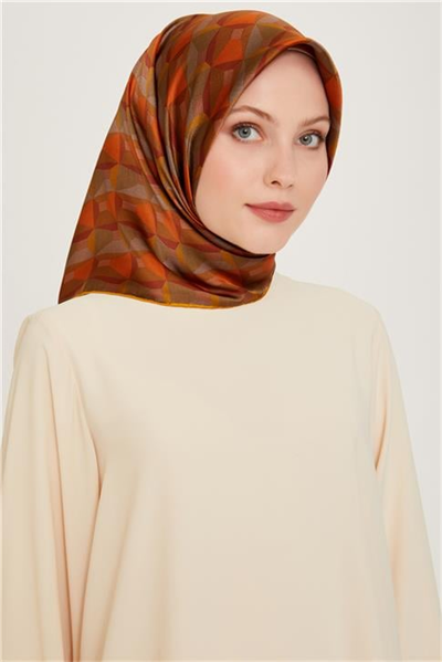 Armine Klasik Desenli Sura Saf İpek Eşarp 9204D 38