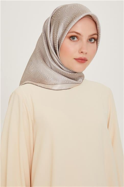 Armine Klasik Desenli Sura Saf İpek Eşarp 9246D 02