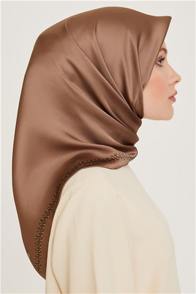 Armine Klasik Desenli Sura Saf İpek Eşarp 9260D 03 36