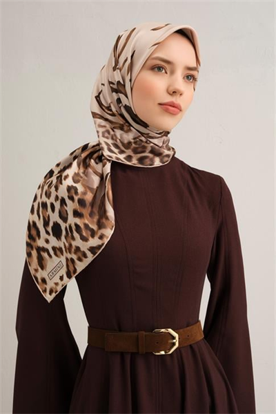 Armine Leopar Desenli Saf İpek Twill Eşarp 9355D 04