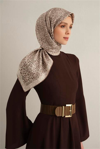 Armine Leopar Desenli Saf İpek Twill Eşarp 9352D 05