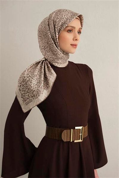 Armine Leopar Desenli Saf İpek Twill Eşarp 9352D 05