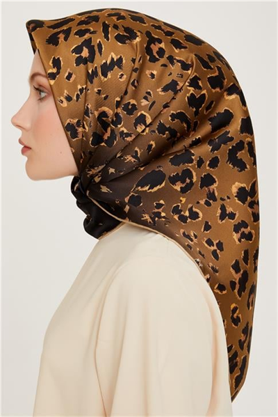Armine Leopar Desenli Sura Saf İpek Eşarp 9249D 02 37