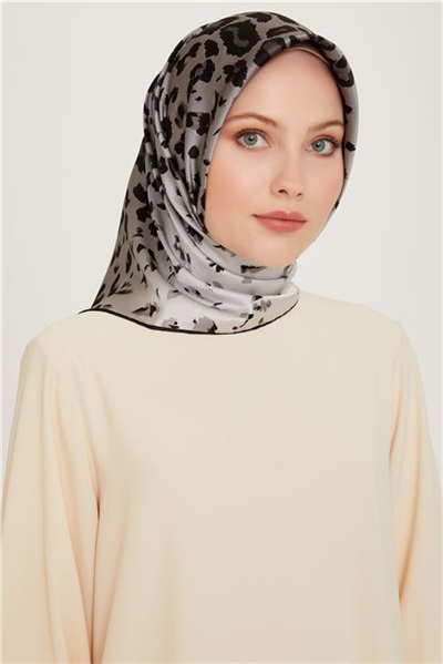 Armine Leopar Desenli Twill Saf İpek Eşarp 9249D 02