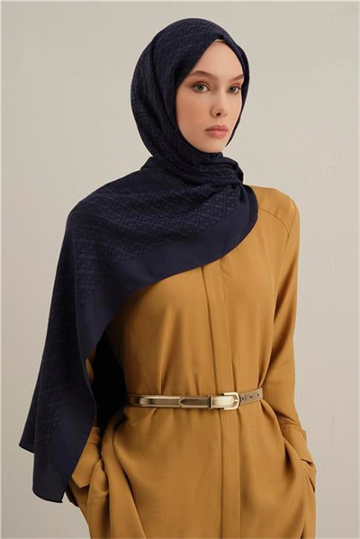 Armine Lyocell Naia Üçgen Monogram Şal 5 02