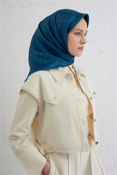 Armine Monogram Desenli Saf İpek Twill Eşarp 9412D 06