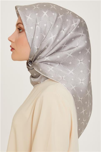 Armine Monogram Desenli Sura Saf İpek Eşarp 9207D 01 02