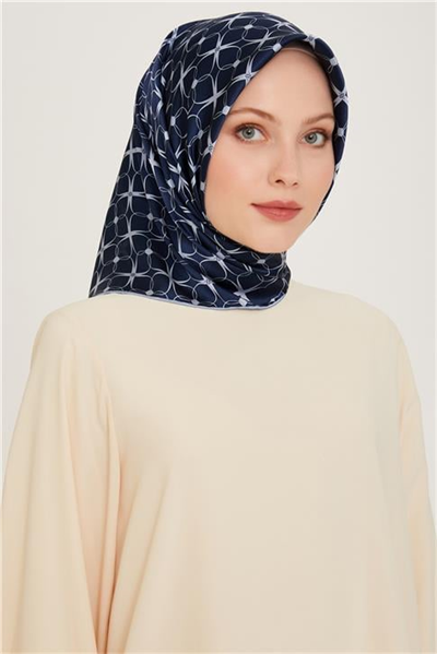 Armine Monogram Desenli Sura Saf İpek Eşarp 9207D 01 33