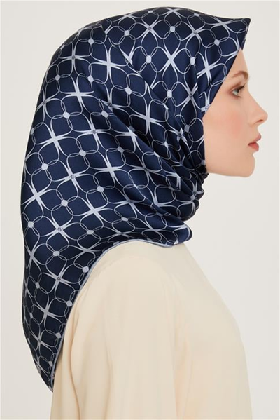 Armine Monogram Desenli Sura Saf İpek Eşarp 9207D 01 33