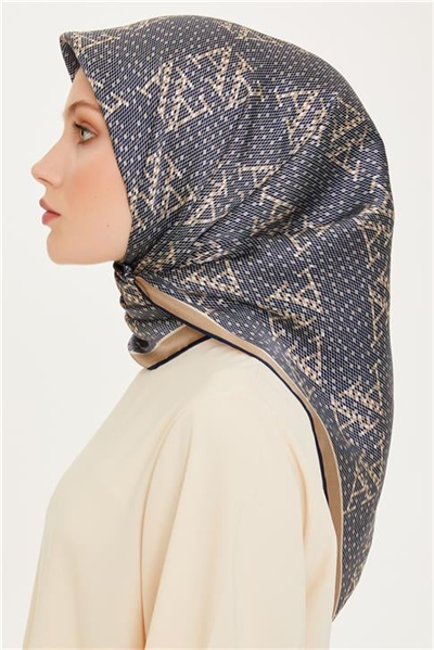Armine Monogram Desenli Sura Saf İpek Eşarp 9228D 05