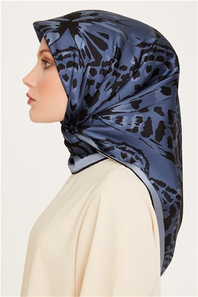 Armine Obje Desenli Twill Saf İpek Eşarp 9256D 40