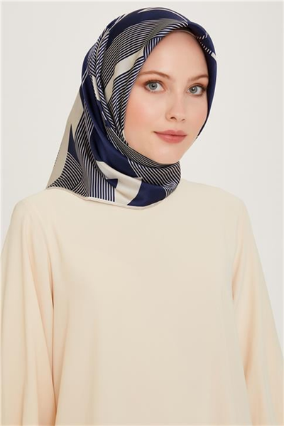Armine Obje Desenli Twill Saf İpek Eşarp 9254D 01 02