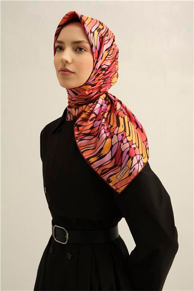 Armine Soyut Desenli Saf İpek Twill Eşarp 9335D 33