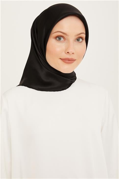 Armine Sura Eşarp 22Ya0010 131 01