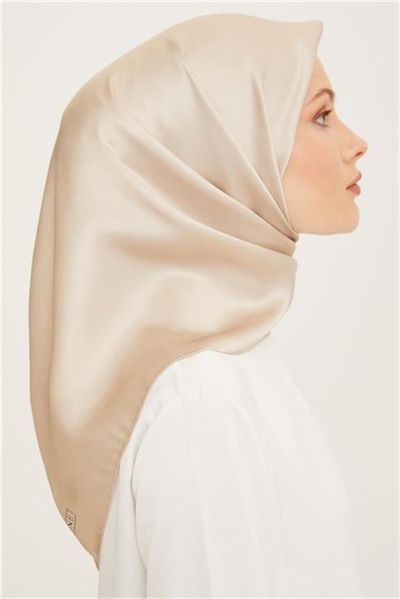 Armine Sura Eşarp 22Ya0010 131 106