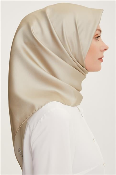 Armine Sura Eşarp 22Ya0010 131 107