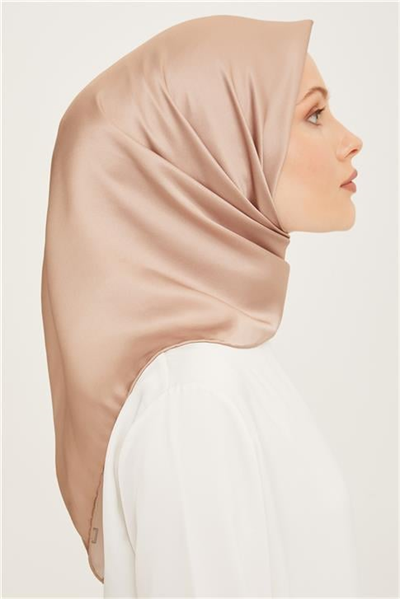 Armine Sura Eşarp 22Ya0010 131 37