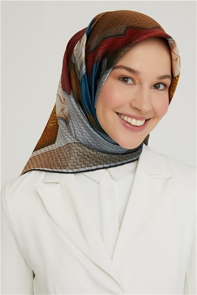 Armine Sura İpek Eşarp 19Ka8223 01