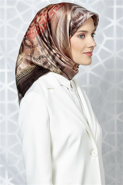 Armine Sura İpek Eşarp 19Ka8245 01