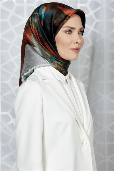 Armine Sura İpek Eşarp 19Ka8271 02