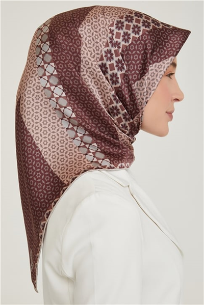Armine Sura İpek Eşarp 21KA8669 05