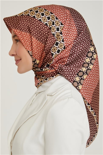 Armine Sura İpek Eşarp 21KA8669 08