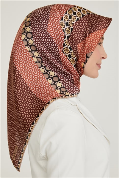 Armine Sura İpek Eşarp 21KA8669 08