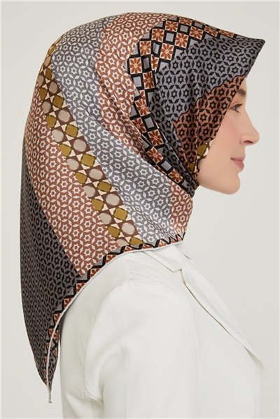 Armine Sura İpek Eşarp 21KA8669 33
