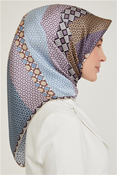 Armine Sura İpek Eşarp 21KA8669 35