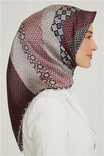 Armine Sura İpek Eşarp 21KA8669 36