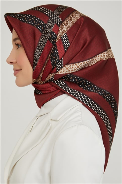 Armine Sura İpek Eşarp 21Ka8603 11