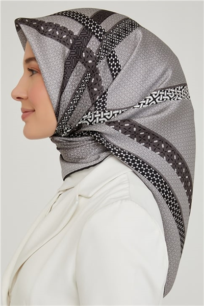 Armine Sura İpek Eşarp 21Ka8603 42