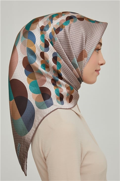 Armine Sura İpek Eşarp 21Ka8604 06