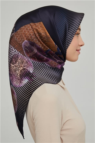 Armine Sura İpek Eşarp 21Ka8605 01